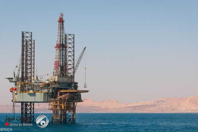 المخاوف بشأن الطلب وقوة الدولار تقود أسعار النفط للتراجع