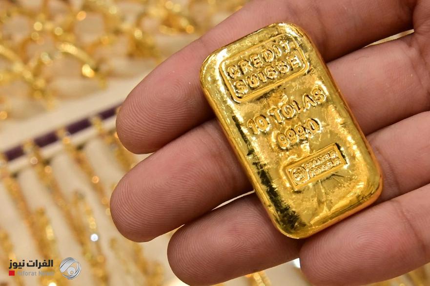 الذهب يختم اسبوعه بارتفاع مع انخفاض الدولار