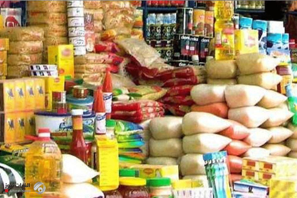 لماذا لا تنخفض الأسعار؟ خبير يكشف هاجس التجار رغم هبوط الدولار