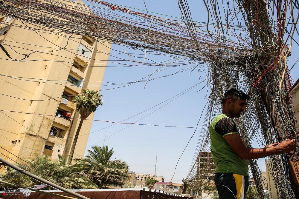 خبير يحدد اسباب تراجع تجهيز الكهرباء مع ارتفاع الحرارة