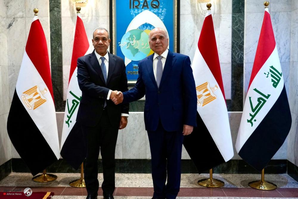 وزير الخارجية: العراق يدين بشدة الهجمات على لبنان ويطالب بوقف المجازر