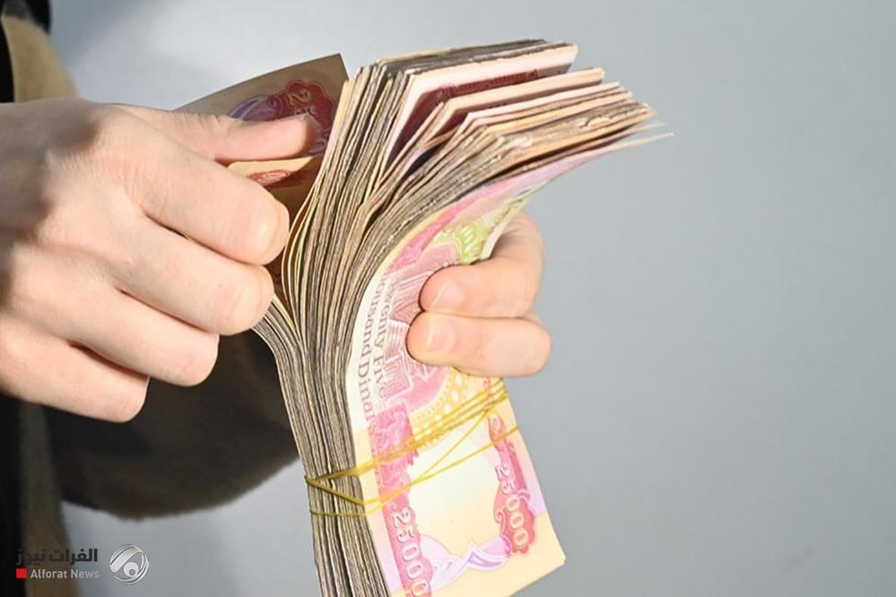المالية النيابية: الدولة تمر بأزمة اقتصادية لكن لا خطر على صرف الرواتب
