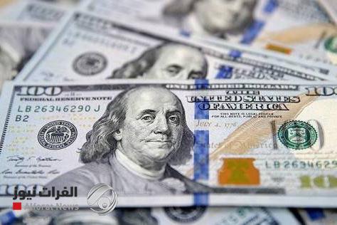 انخفاض الدولار في العراق.. تعرف على الأسباب والأزمة المحتملة
