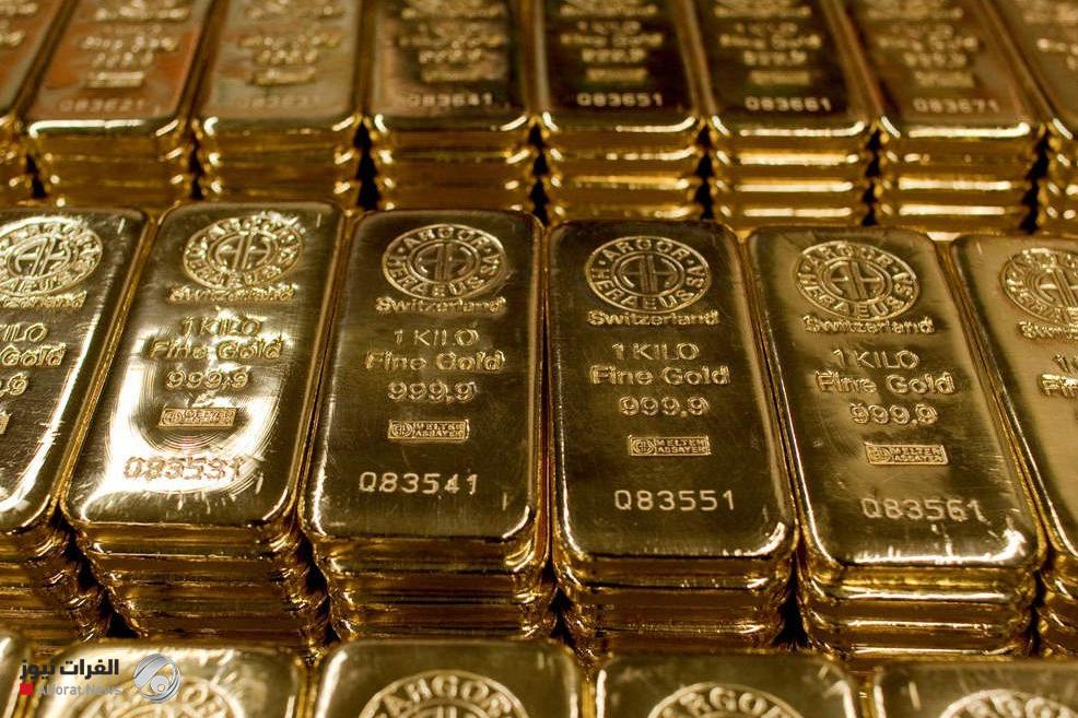 الذهب يحافظ على قوته مع تقييم المستثمرين لرفع الرسوم الجمركية الأمريكية
