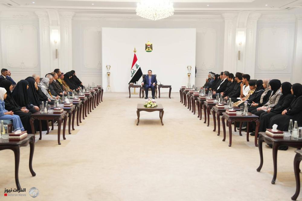 الحكومة تؤكد رعاية حقوق عوائل الشهداء واستمرار توزيع الأراضي