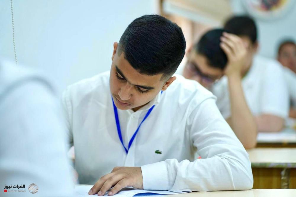 مصدر للفرات نيوز: التربية ستعلن اليوم نتائج الثالث المتوسط