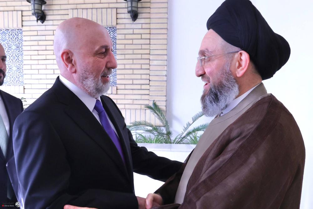 السيد الحكيم يبحث مع رئيس الجمهورية الإسراع بتشكيل الحكومة الجديدة وترشيح الاكفاء