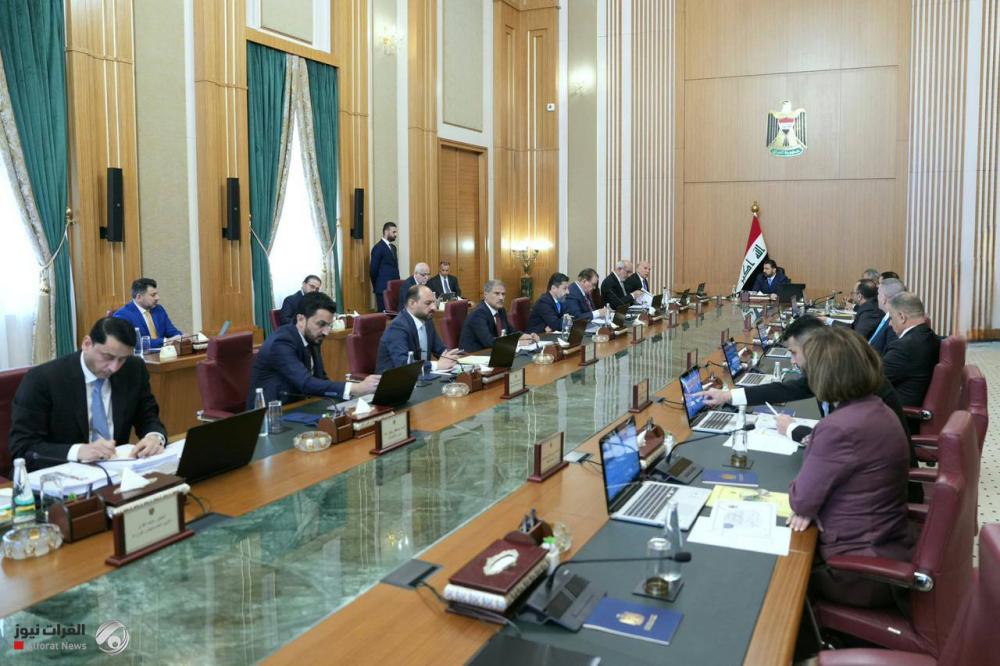 مجلس الوزراء يصدر قرارات داعمة لملف الكهرباء والمولدات