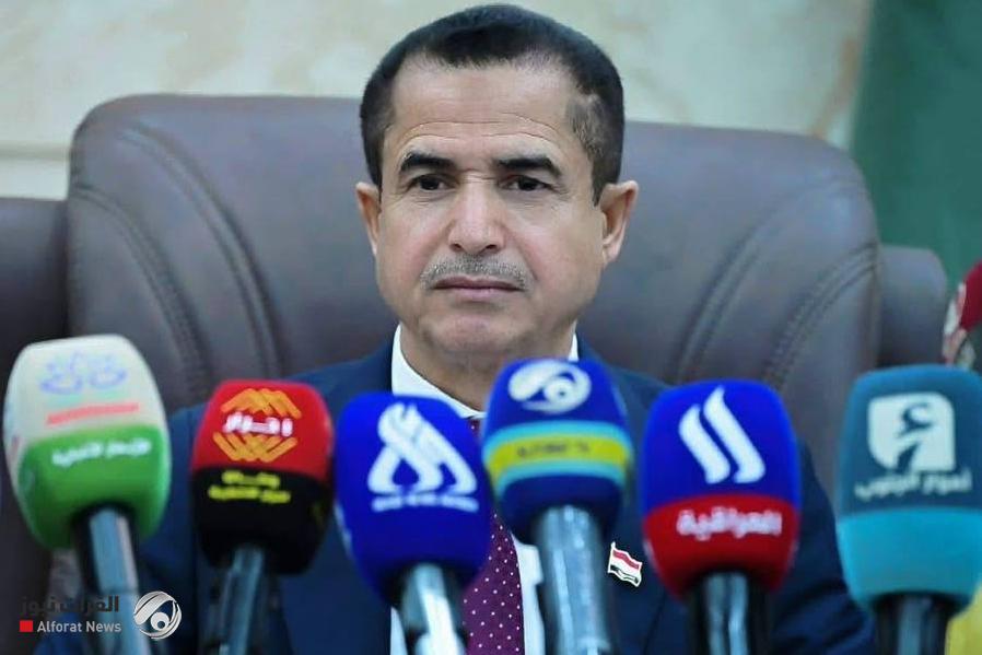 محافظ ذي قار: ضبط 41 معاملة تمليك مزيفة وإحالتها الى النزاهة