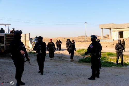 الجيش والحشد الشعبي ينفذان عملية تفتيش وتدقيق شرق محافظة الأنبار