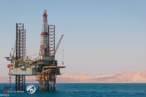 المخاوف بشأن الطلب وقوة الدولار تقود أسعار النفط للتراجع