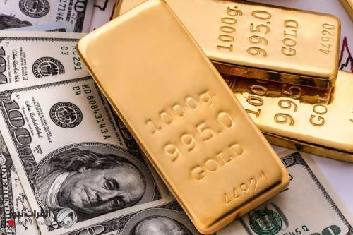 تراجع الدولار يعزز أسعار الذهب وسط ترقب لبيانات أميركية