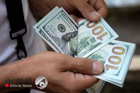 أسعار الدولار تتجاوز 147 ألف دينار مساء الاحد