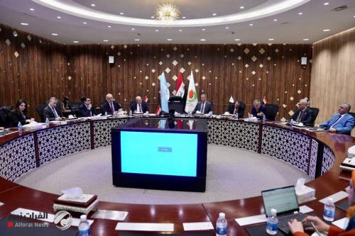 بغداد وأربيل تتفقان على استئناف النفط.. وسومو تعلن اتفاقاً من "نقاط كثيرة"