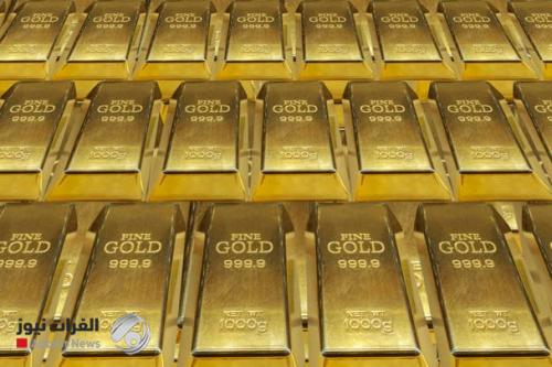 خبير اقتصادي يوضح عوامل تراجع أسعار الذهب عالمياً