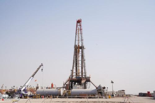 حفر بئر نفطي جديد في حقل مجنون