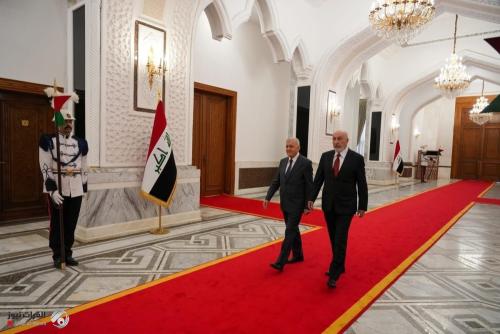 نزار ئاميدي يتسلّم رئاسة الجمهورية رسمياً وسط إشادة بالتداول السلمي للسلطة