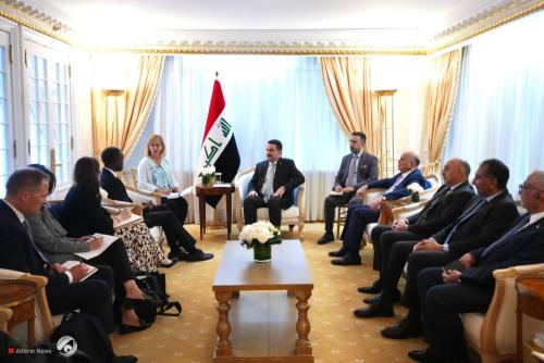 العراق يقترب من انجاز تحويلاته المالية إلكترونيا.. والخزانة الأمريكية تكشف نسبة نموه الاقتصادي