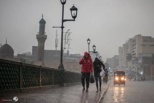 الأنواء الجوية: بدء انحسار الأمطار تدريجياً وبقاء فرص الغزارة في 4 محافظات